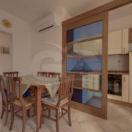 Casa vacanze Colombaia - Goelba Porto Azzurro